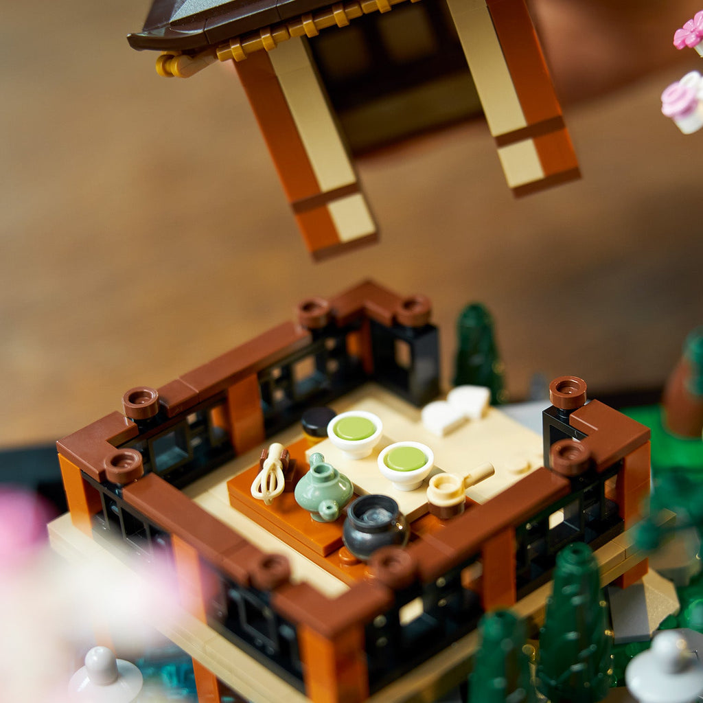 LEGO® Icons Tranquil Garden