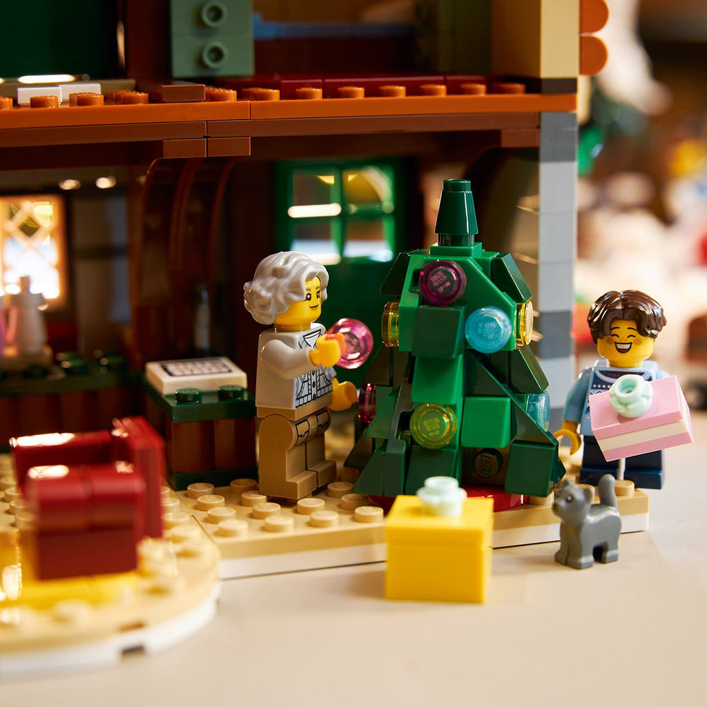 LEGO® Icons Alpine Lodge