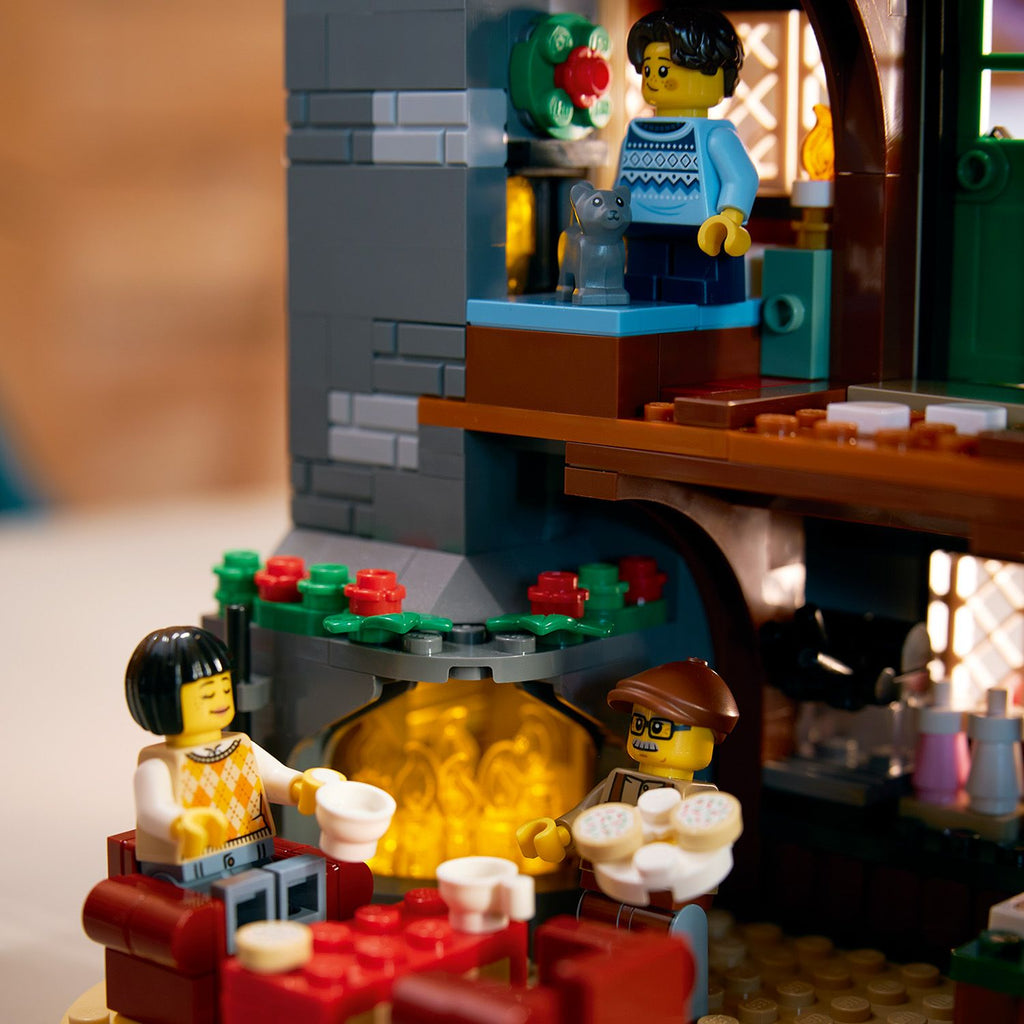 LEGO® Icons Alpine Lodge