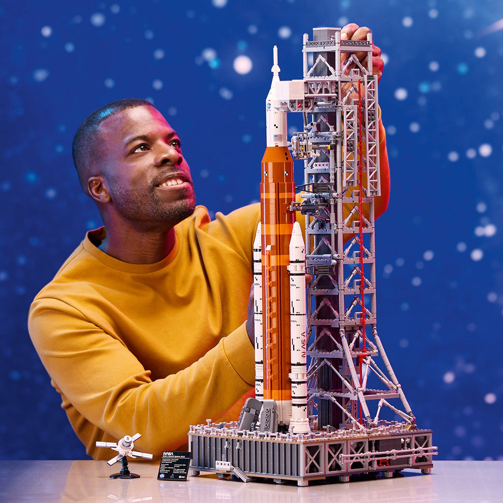 LEGO® Icons NASA Artemis Space Launch System