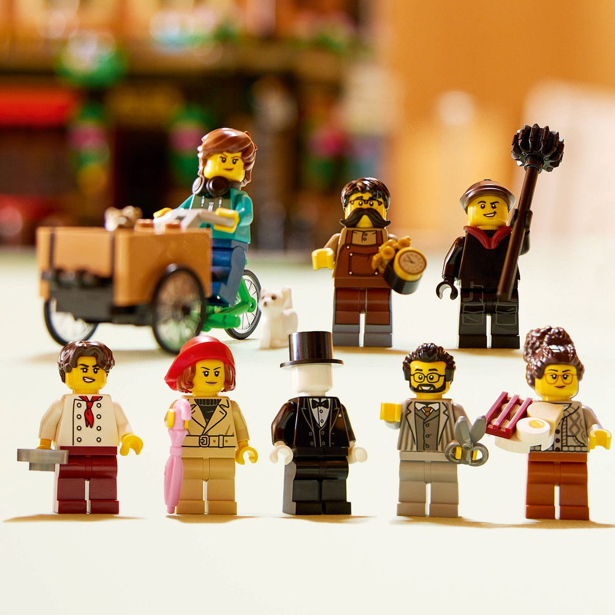 LEGO® Icons Tudor Corner