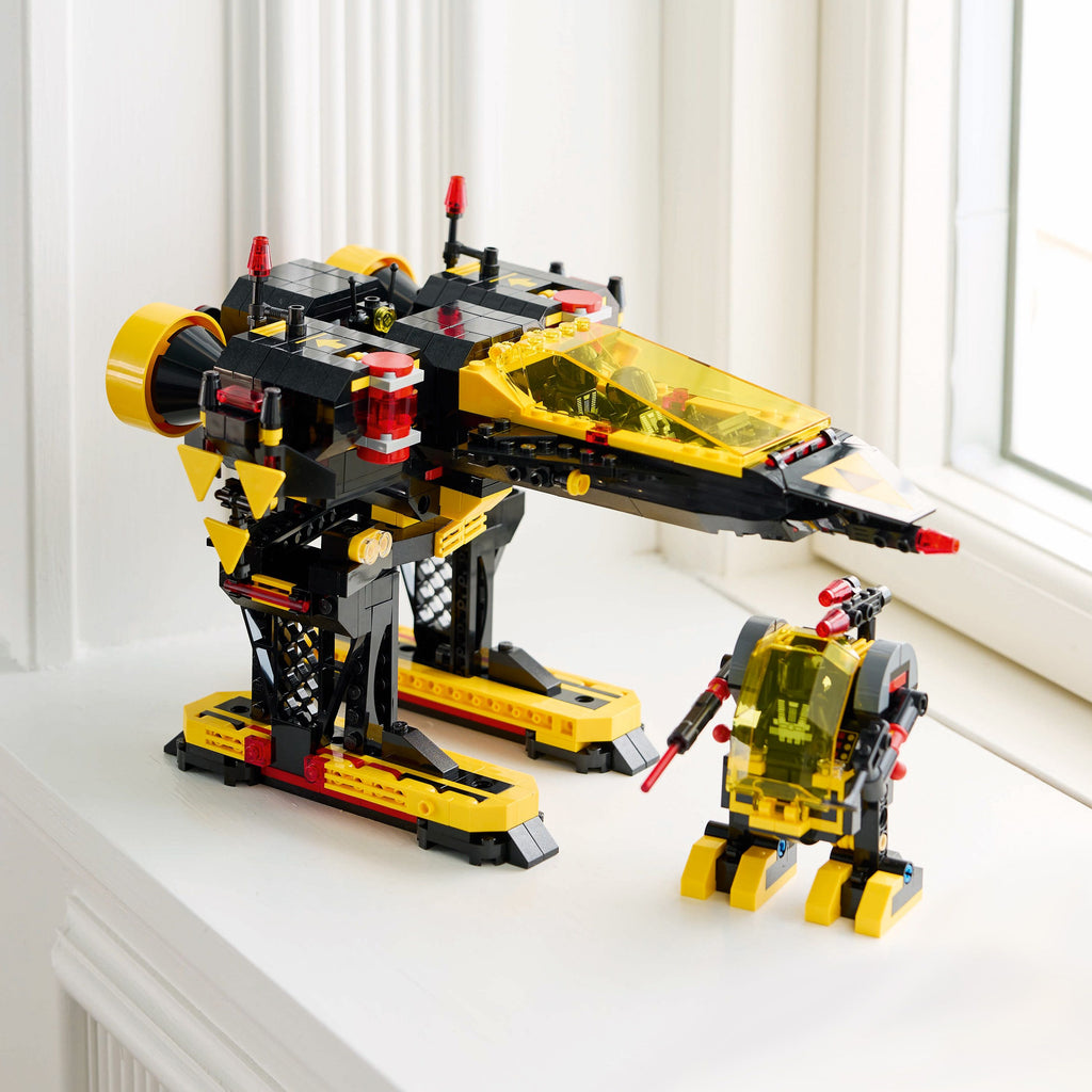 LEGO® Icons Blacktron Renegade