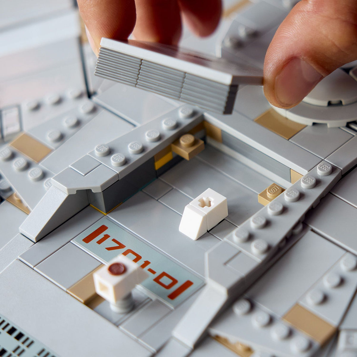 LEGO® Icons Star Trek: U.S.S. Enterprise NCC-1701-D™