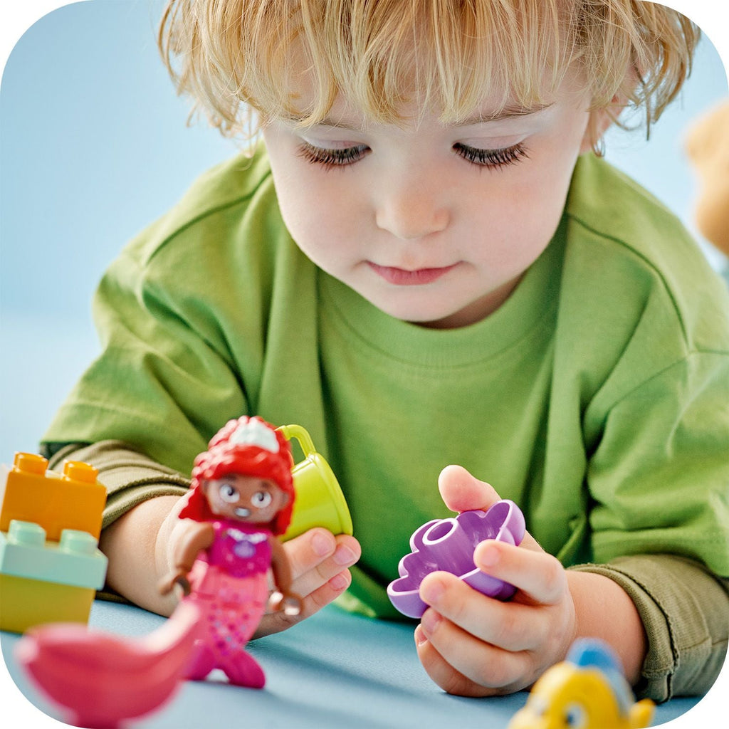 LEGO® DUPLO® | Disney Ariel and Flounder’s Café Stand