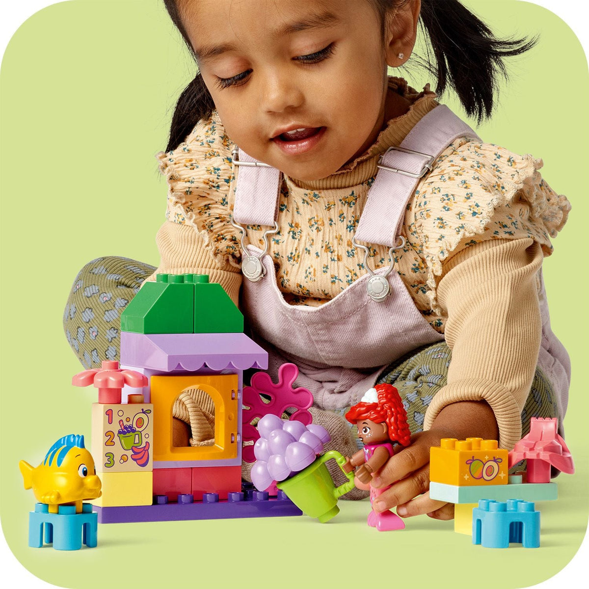 LEGO® DUPLO® | Disney Ariel and Flounder’s Café Stand