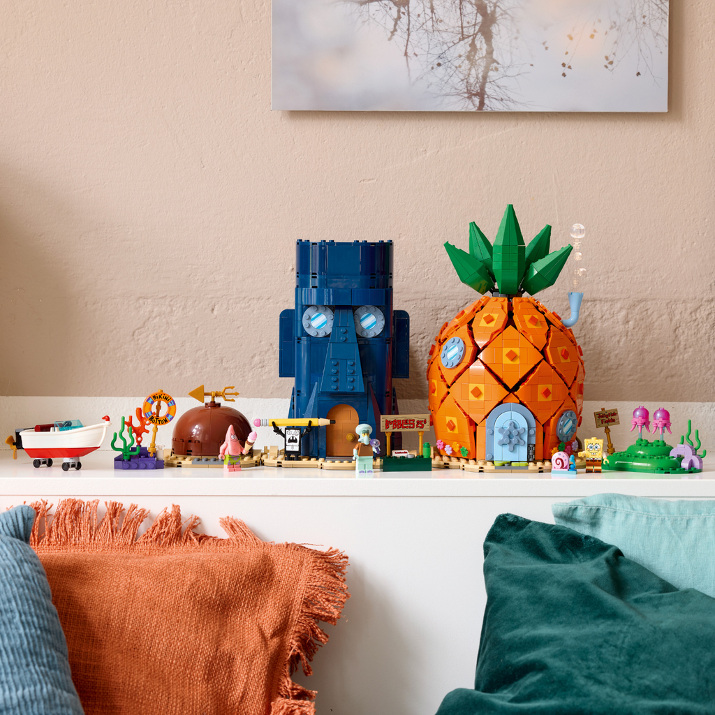 LEGO® Icons SpongeBob SquarePants: Bikini Bottom