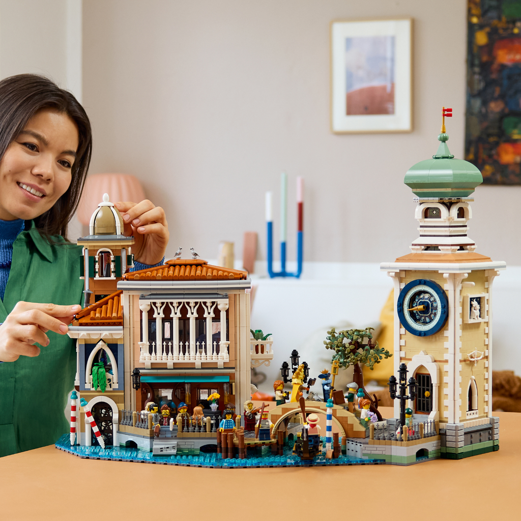 LEGO® Icons Venetian Neighbourhood