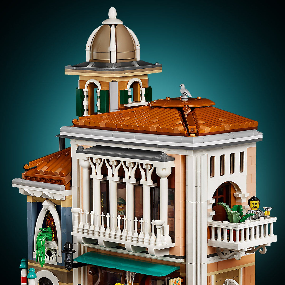 LEGO® Icons Venetian Neighbourhood