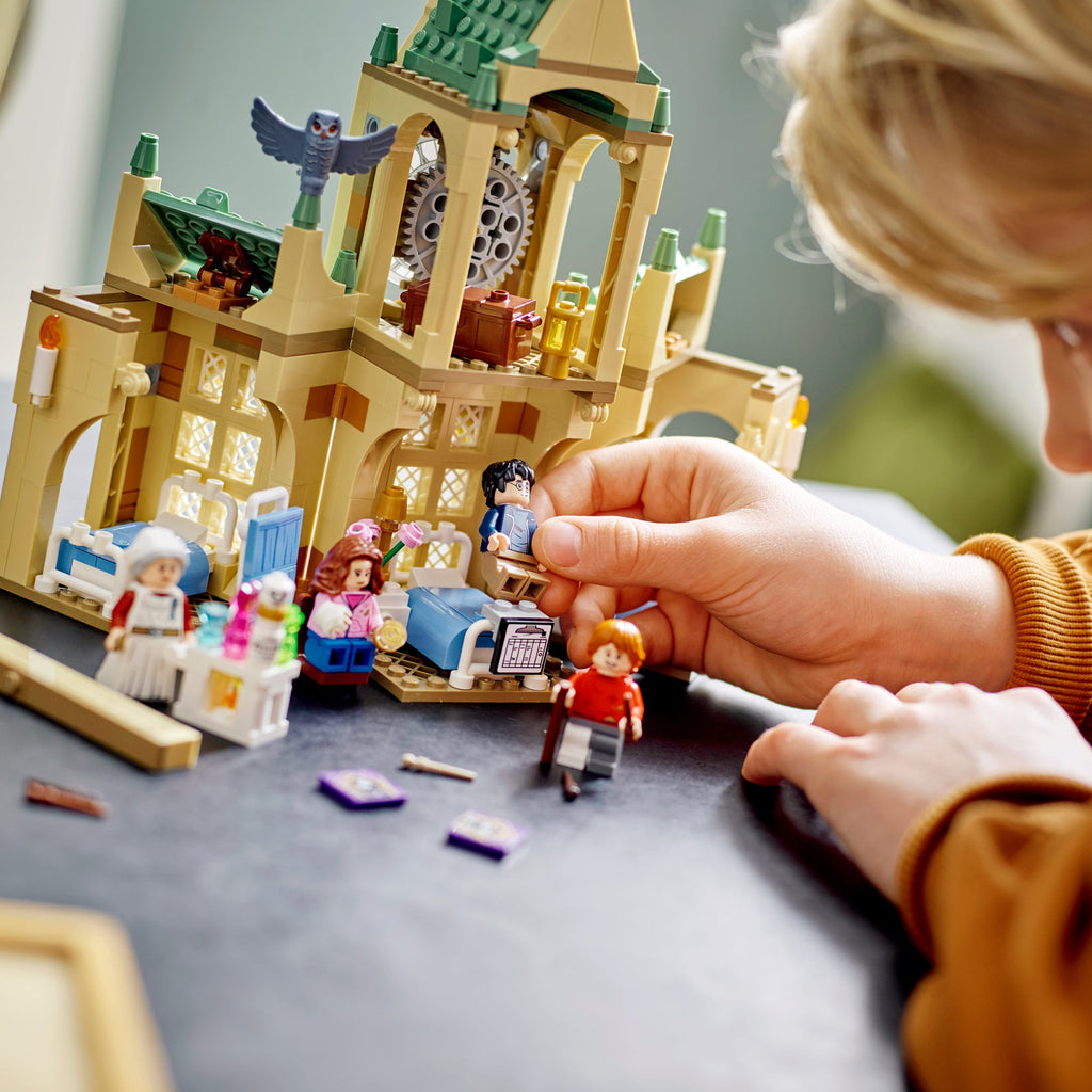 LEGO® Harry Potter™ Hogwarts™ Hospital Wing