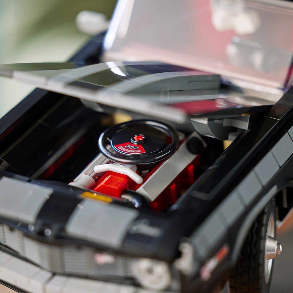 LEGO® Icons Chevrolet Camaro Z28
