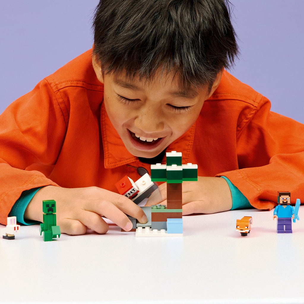 LEGO® Minecraft® Steve’s Taiga Adventure