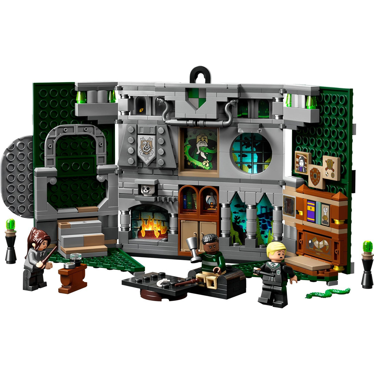 LEGO® Harry Potter™ Slytherin™ House Banner