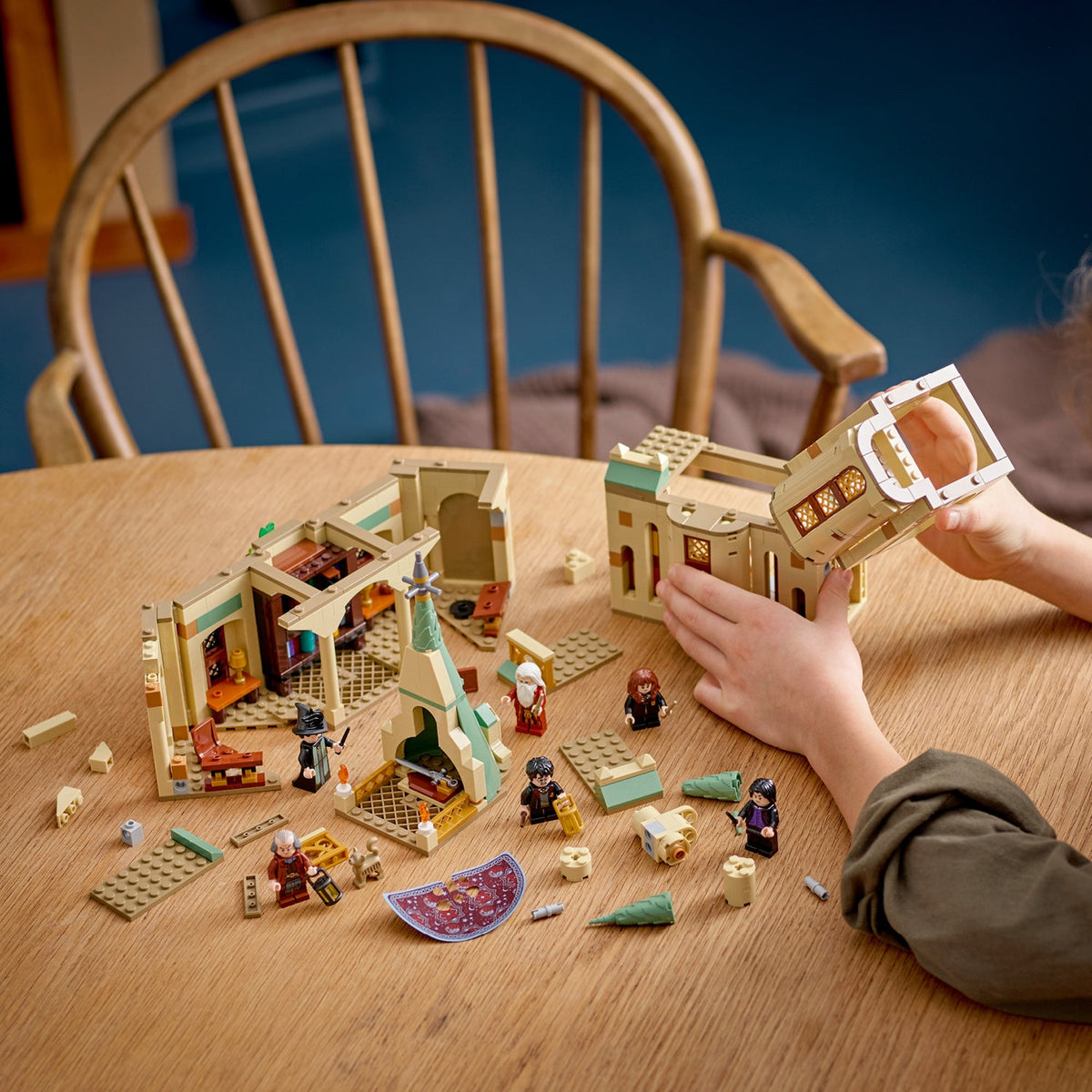 LEGO® Harry Potter™ Hogwarts™: Dumbledore’s Office