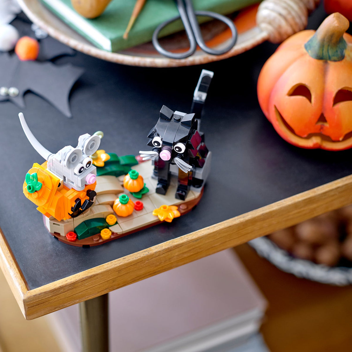 LEGO® Halloween Cat & Mouse