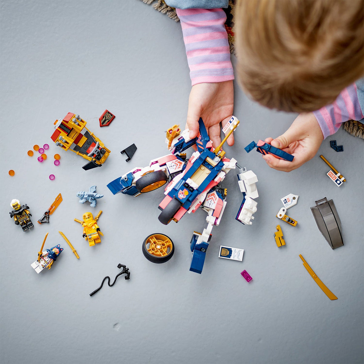 LEGO® NINJAGO® Sora’s Transforming Mech Bike Racer