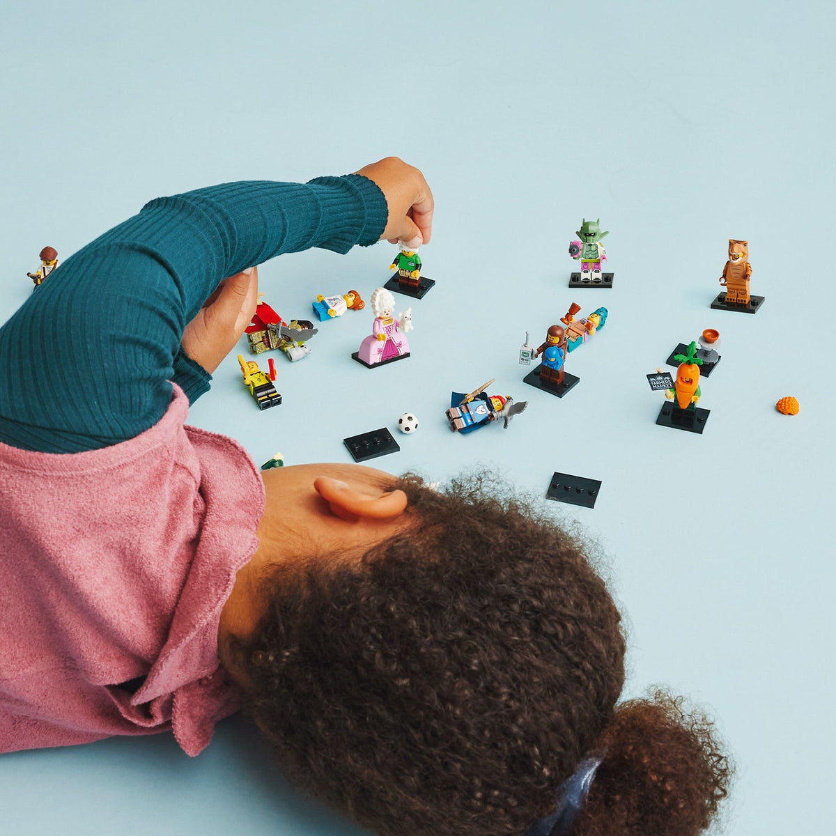 LEGO® Minifigures Series 24