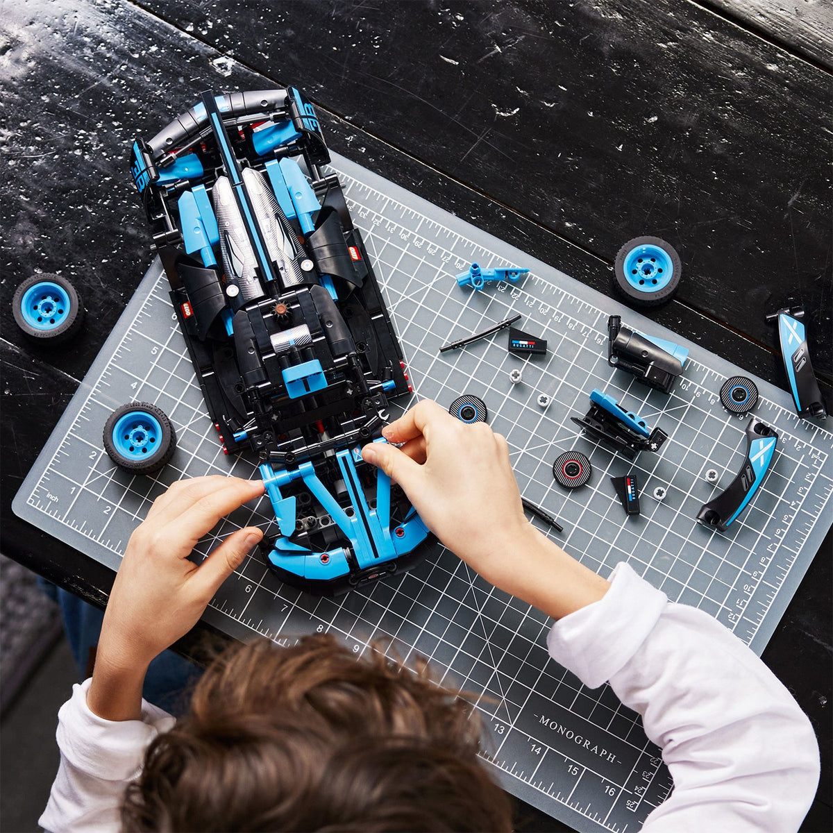 LEGO® Technic Bugatti Bolide Agile Blue