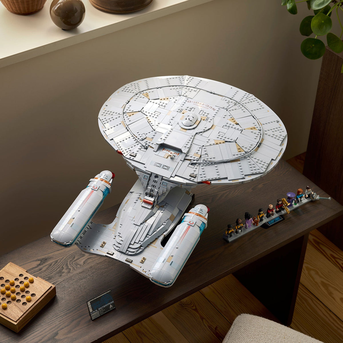 LEGO® Icons Star Trek: U.S.S. Enterprise NCC-1701-D™