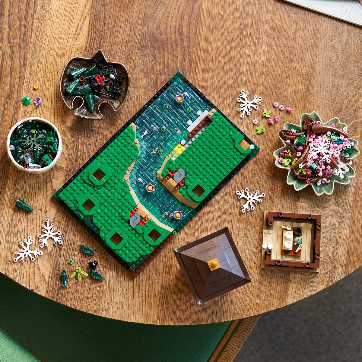 LEGO® Icons Tranquil Garden