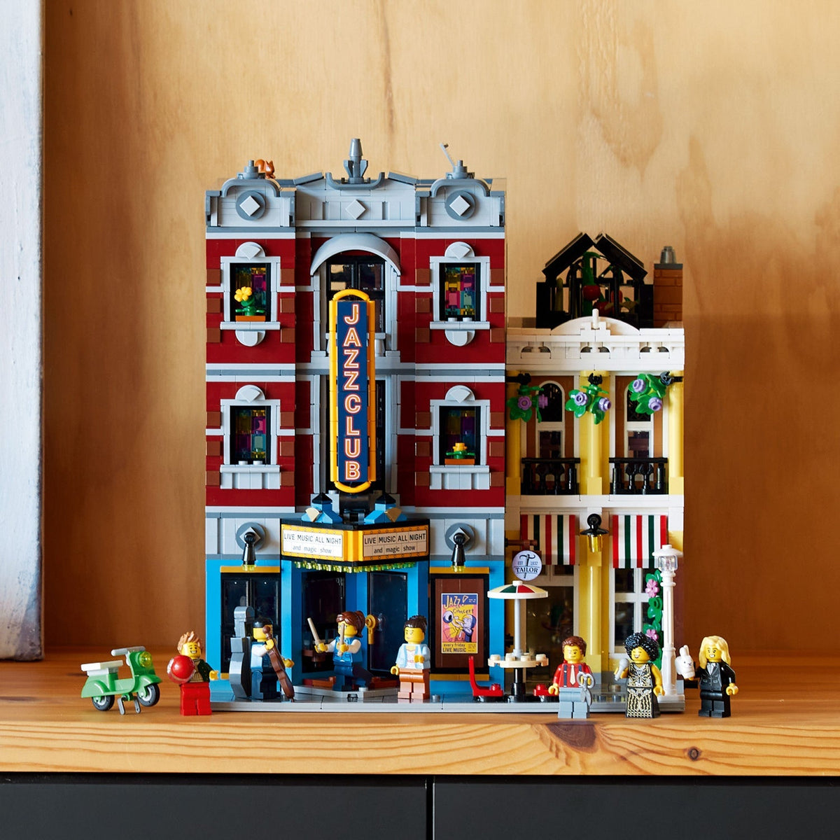 LEGO® Icons Jazz Club