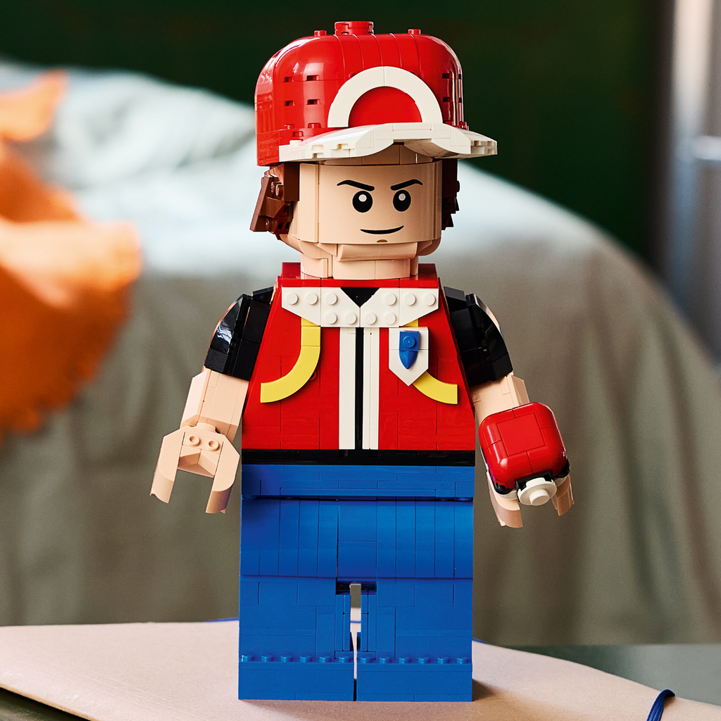 LEGO® Pokémon™ Up-Scaled Red Minifigure