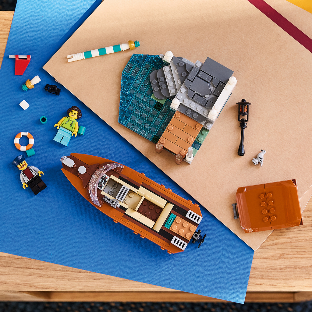 LEGO® Icons Venetian Water Taxi