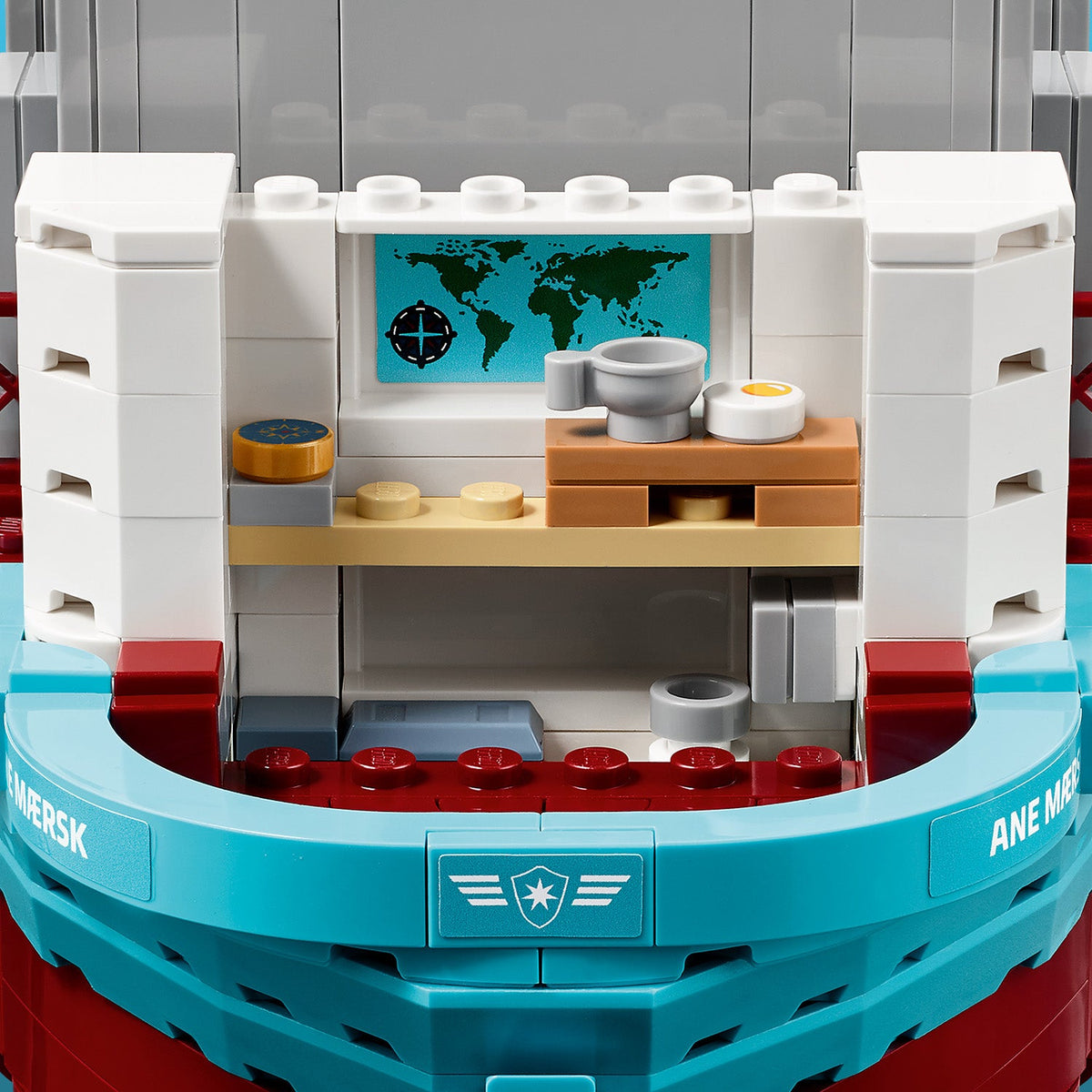 LEGO® Maersk Dual-Fuel Container Vessel