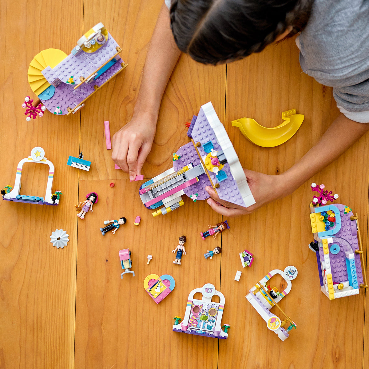 LEGO® Friends™ Heartlake City Shopping Mall