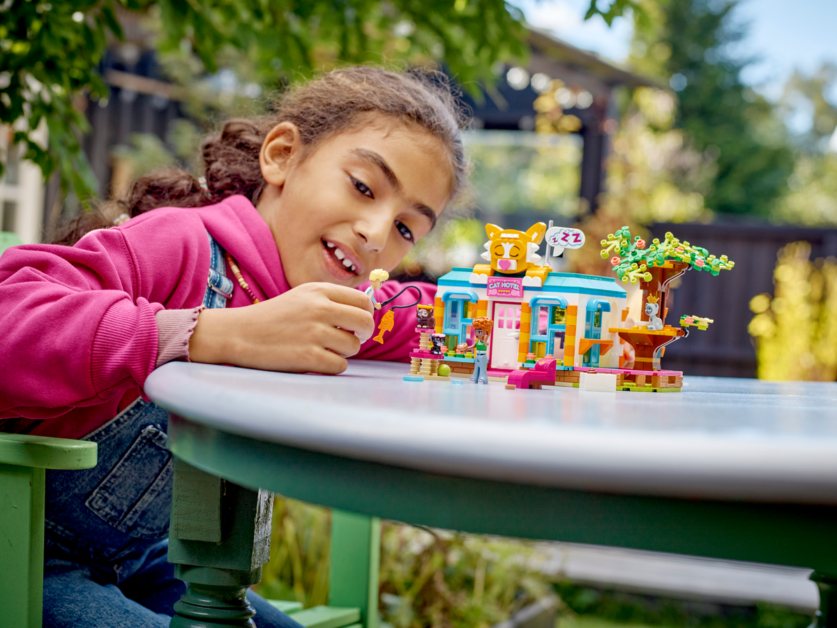 LEGO® Friends™ Cat Hotel