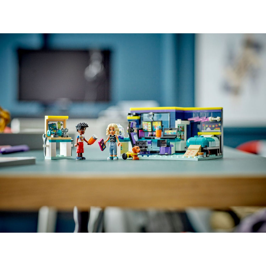 LEGO® Friends™ Nova's Room