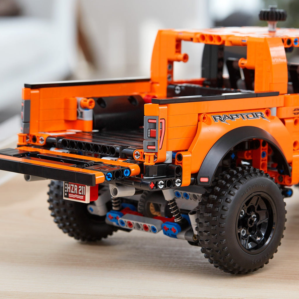 LEGO® Technic Ford F-150 Raptor