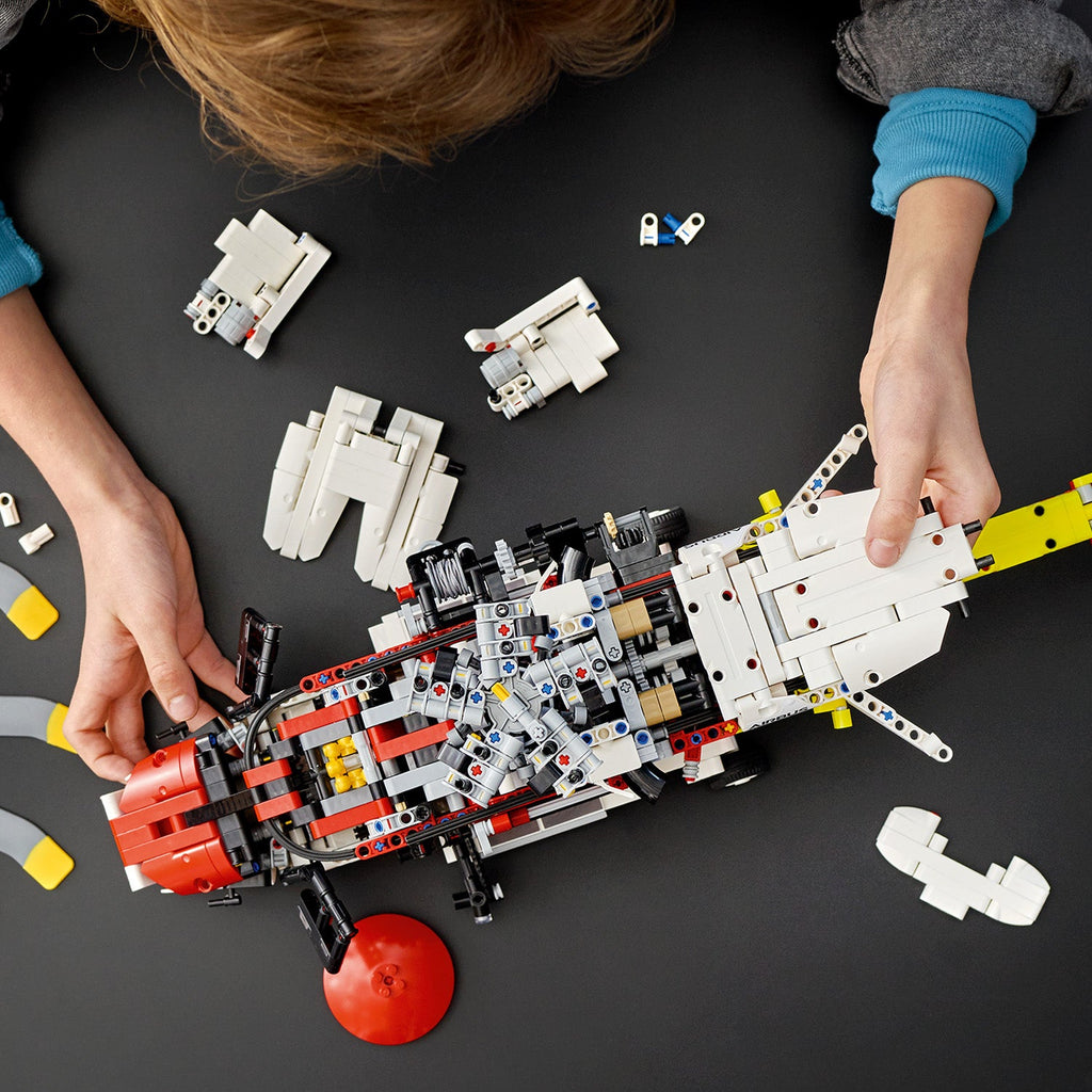 LEGO® Technic Airbus H175 Rescue Helicopter