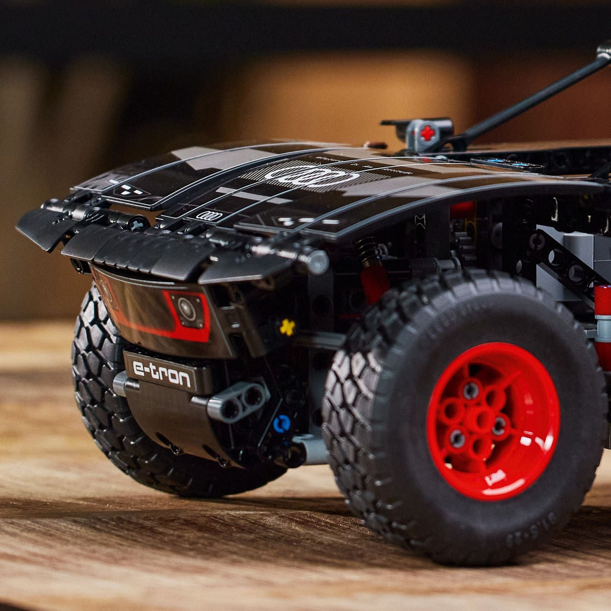 LEGO® Technic Audi RS Q e-tron
