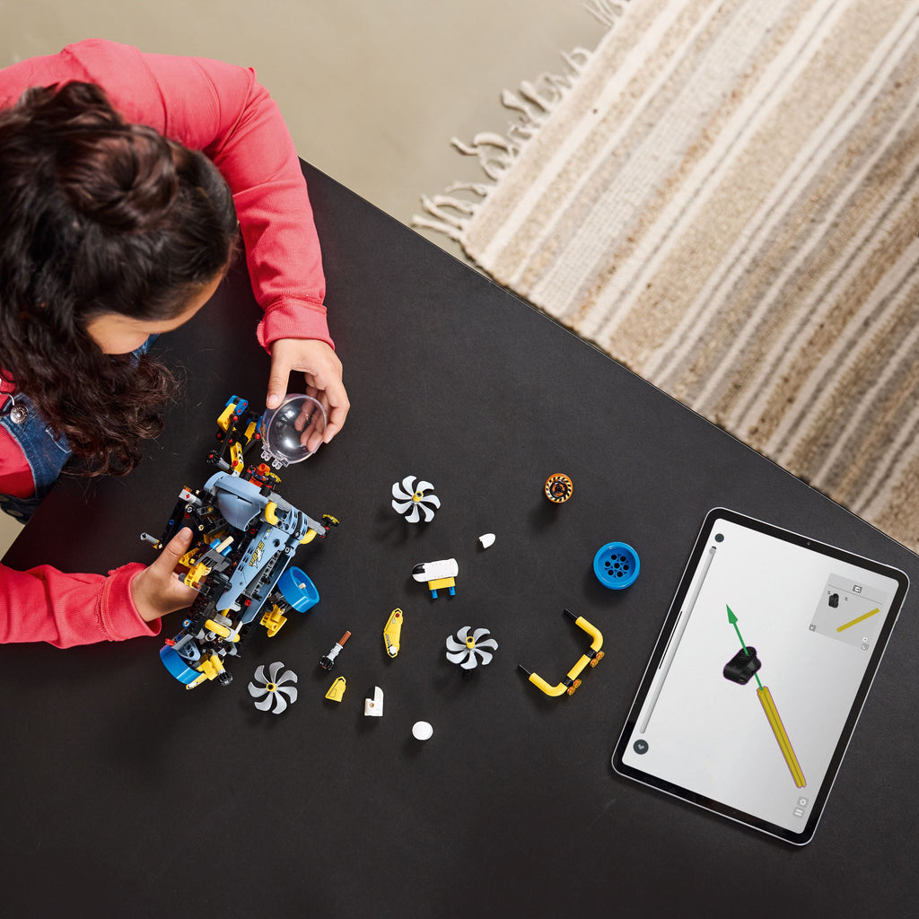 LEGO® Technic Deep-Sea Research Submarine