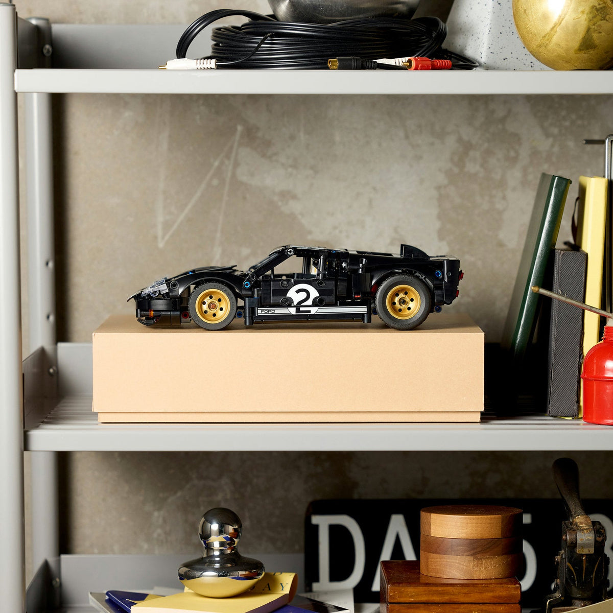LEGO® Technic 1966 Ford GT40 MKII Race Car