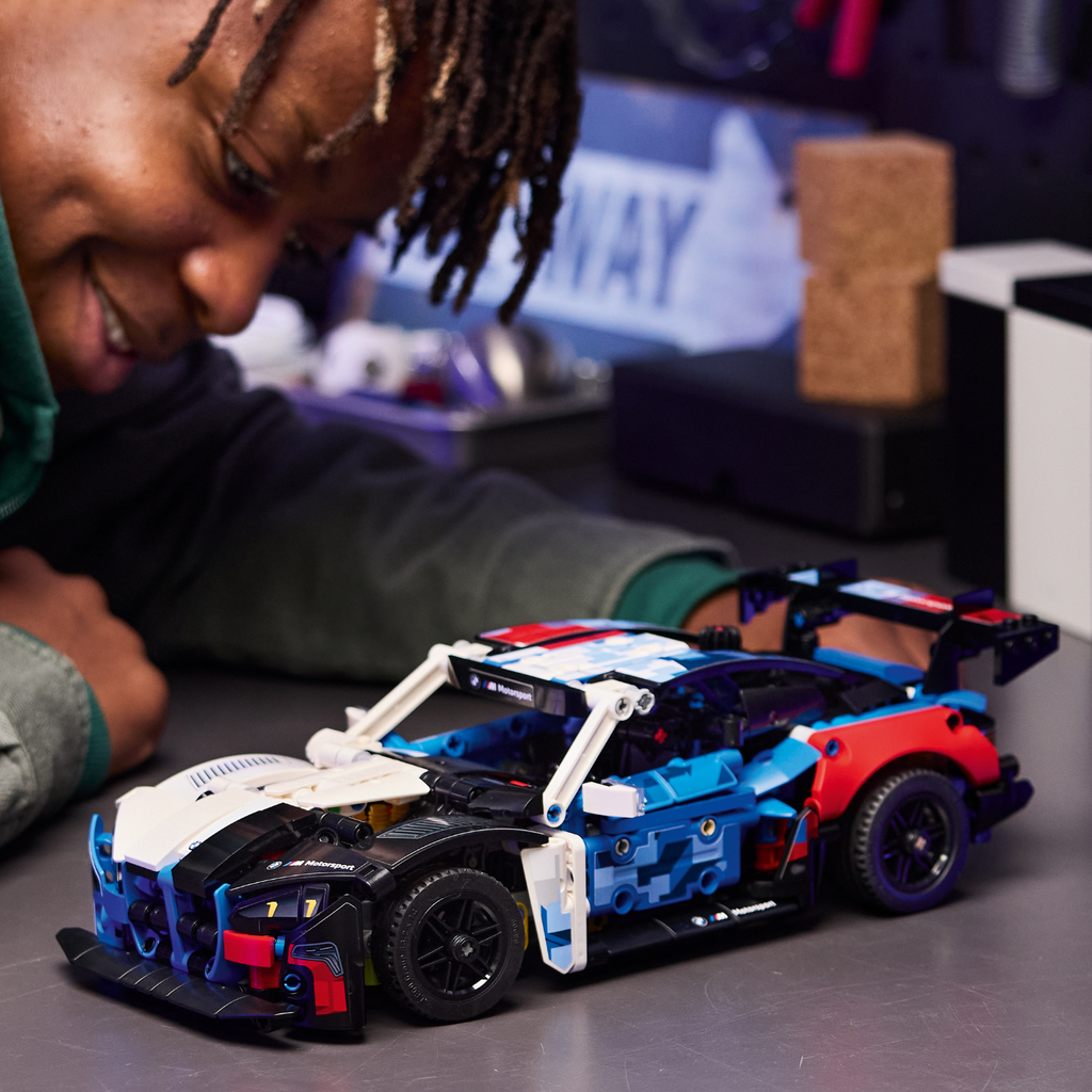 LEGO® Technic BMW M4 GT3 EVO Race Car