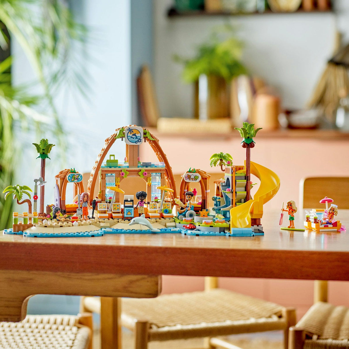 LEGO® Friends Family Vacation Beach Resort
