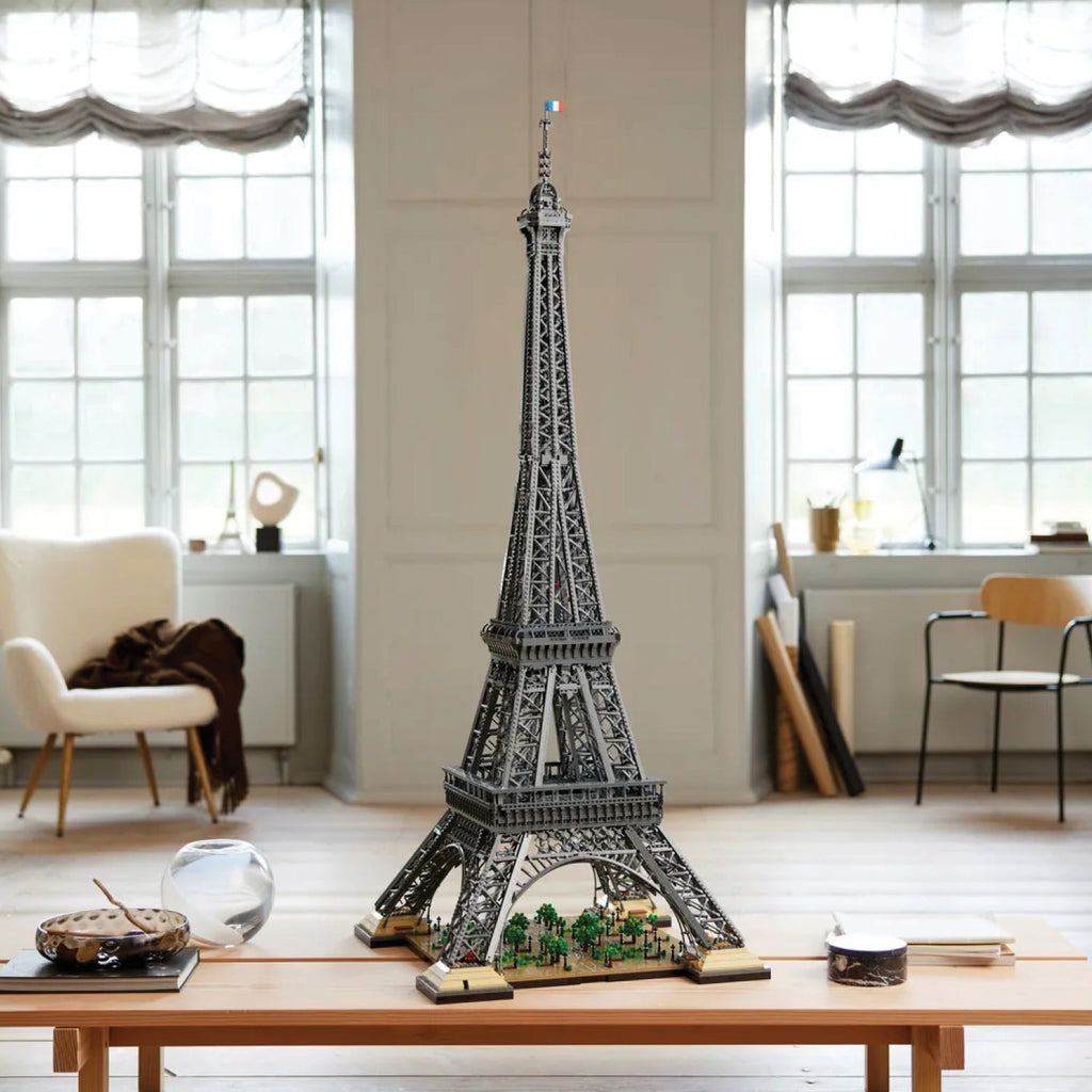 LEGO® Eiffel Tower