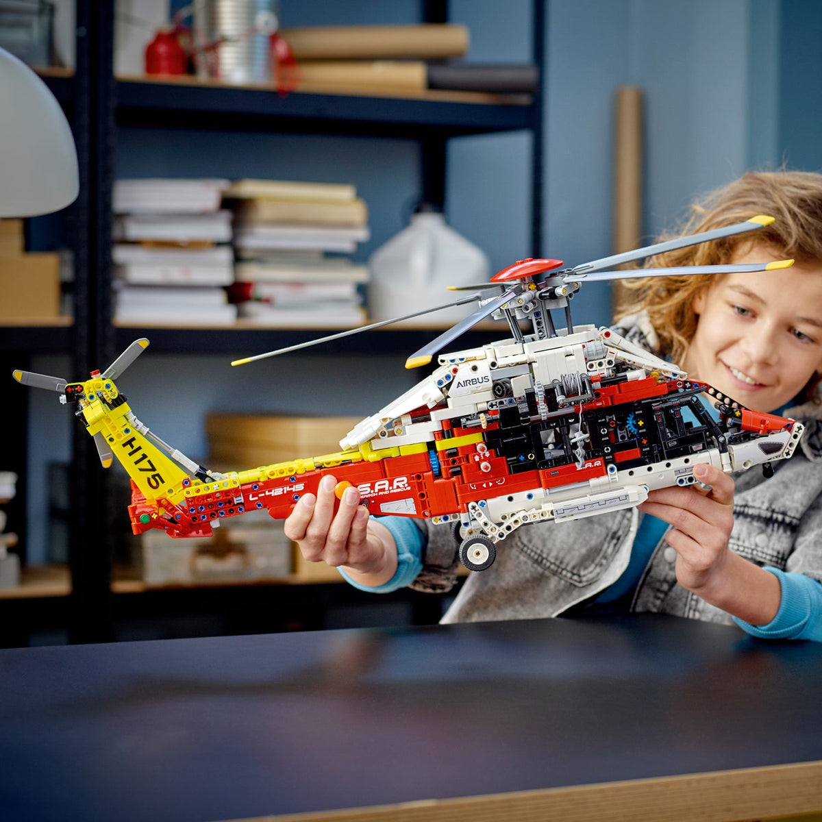LEGO® Technic Airbus H175 Rescue Helicopter