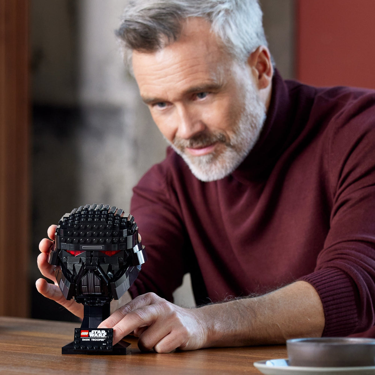 LEGO® Star Wars Dark Trooper™ Helmet