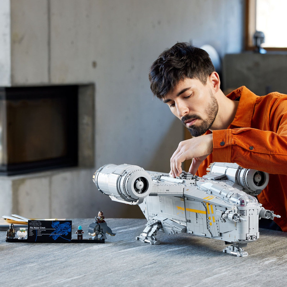LEGO® Star Wars™  Ultimate Collector Series - The Razor Crest™
