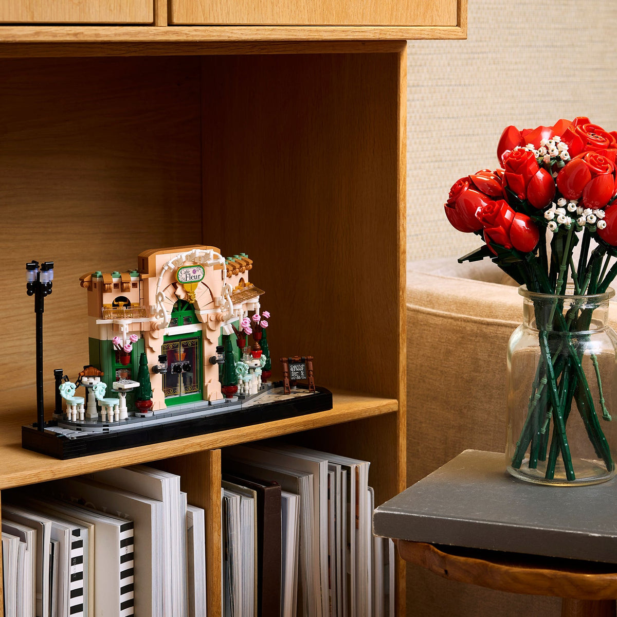 LEGO® Icons French Café