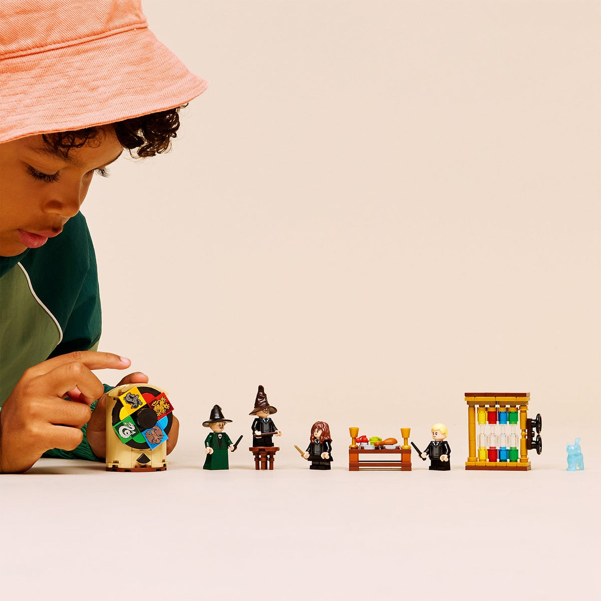 LEGO® Harry Potter™ Hogwarts™ Castle: Sorting Hat™ Ceremony