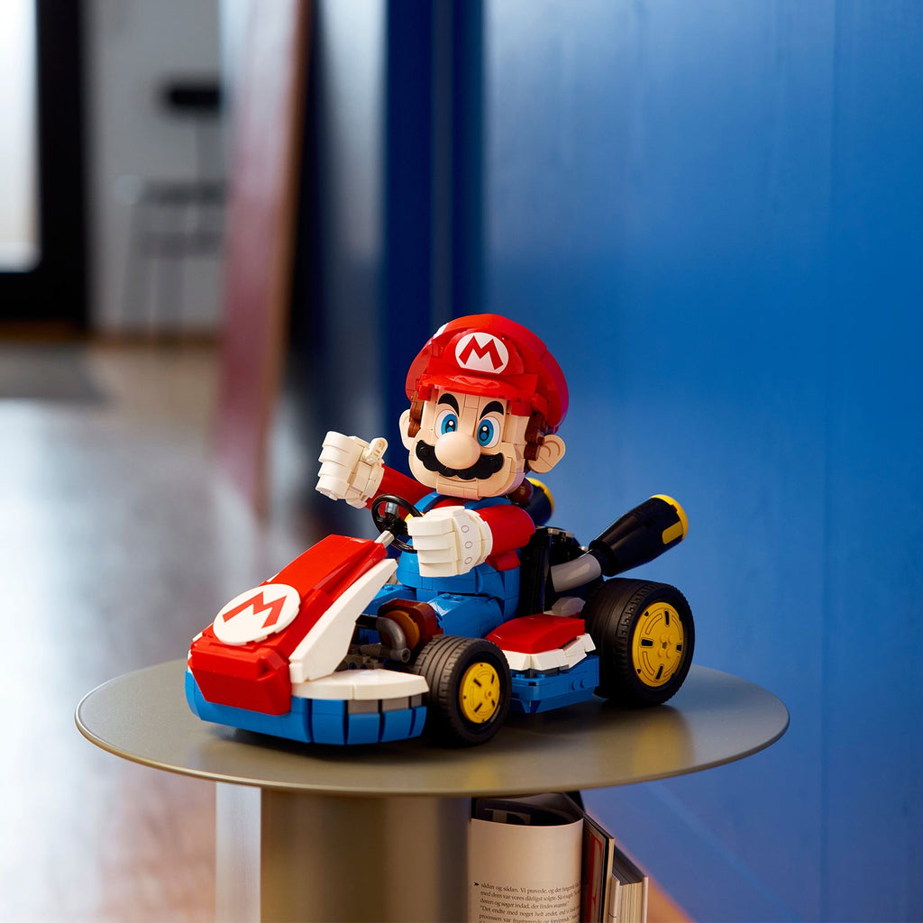 LEGO® Super Mario™: Mario Kart™ – Mario & Standard Kart