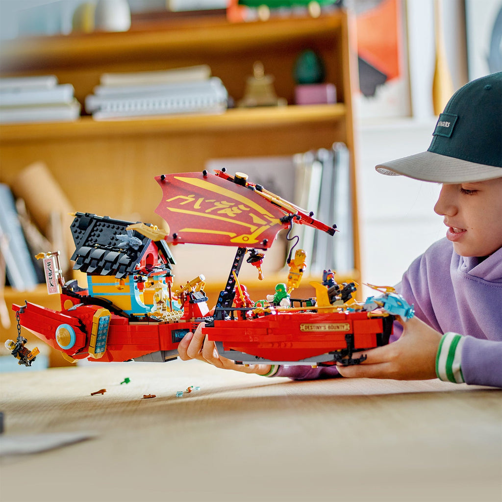 LEGO® NINJAGO® Destiny’s Bounty – race against time