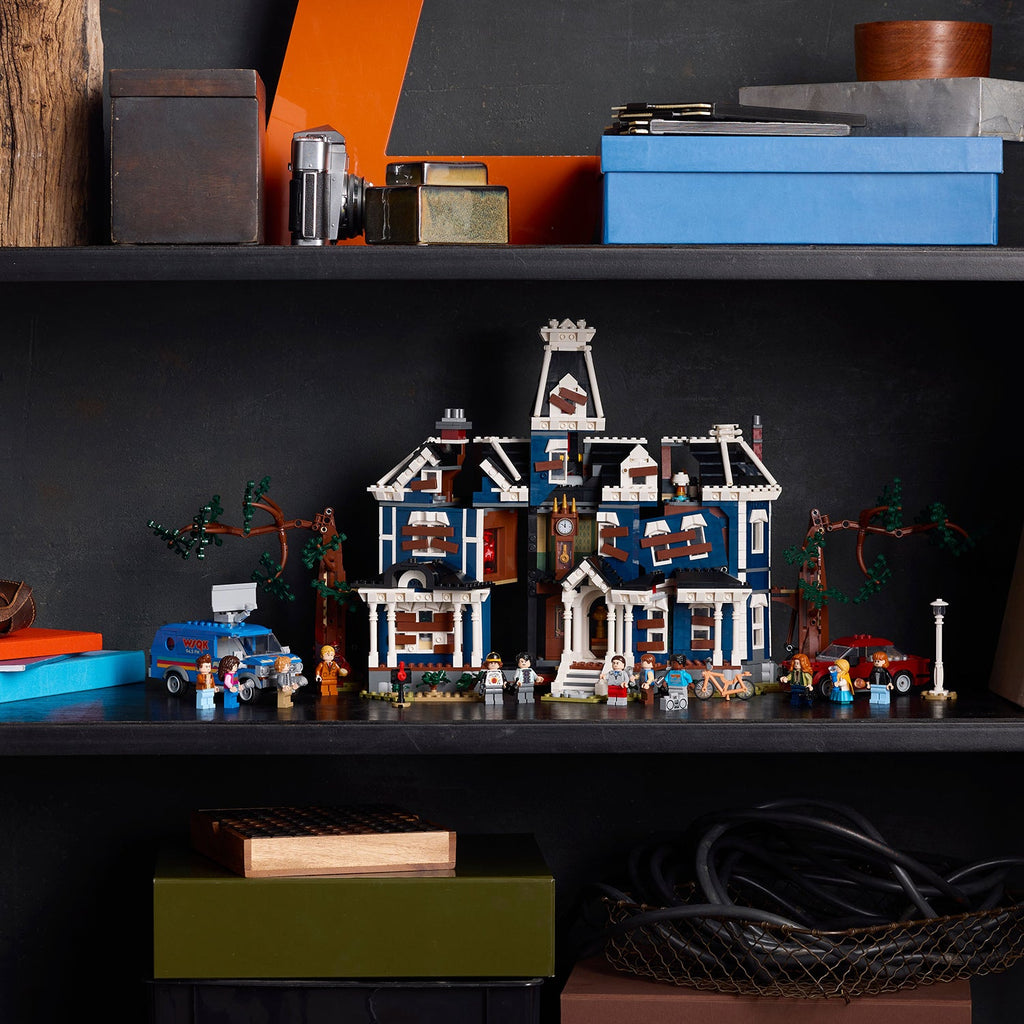 LEGO® Icons Stranger Things: The Creel House