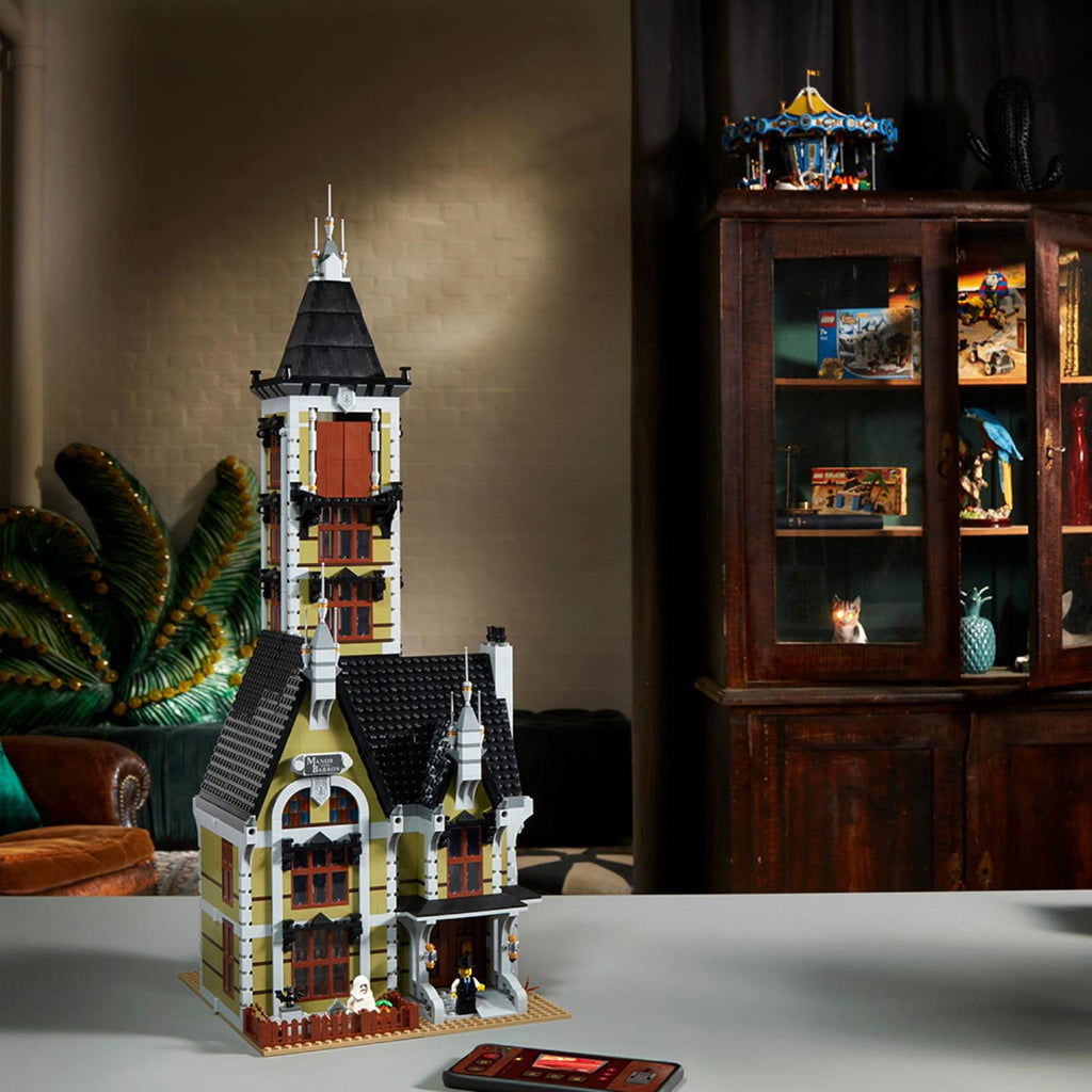 LEGO® Haunted House