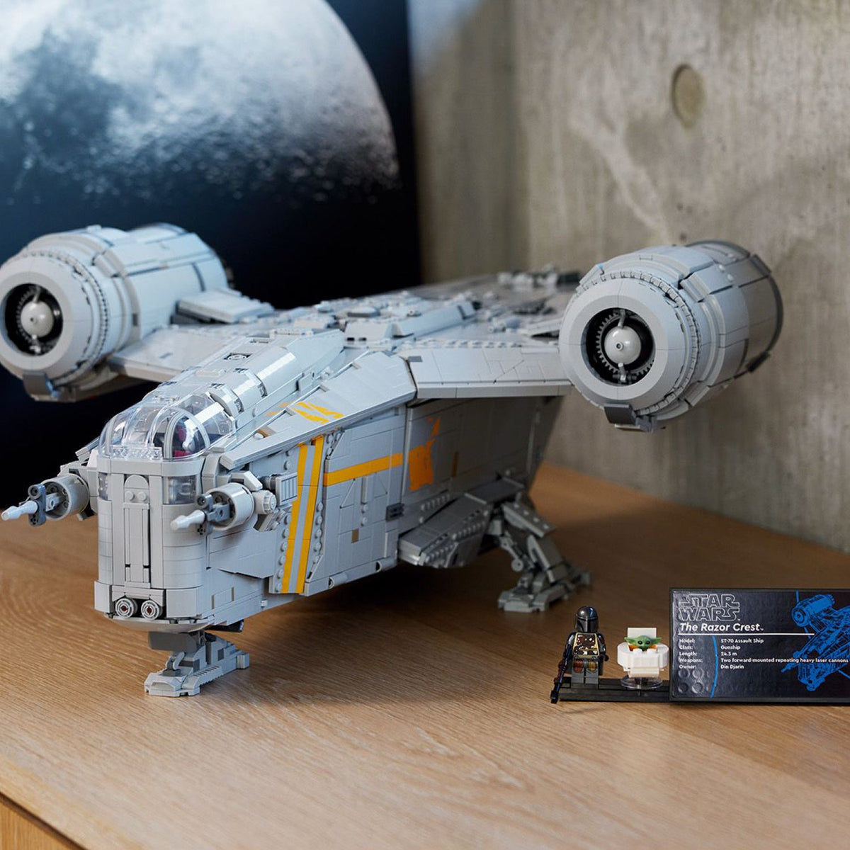 LEGO® Star Wars™  Ultimate Collector Series - The Razor Crest™