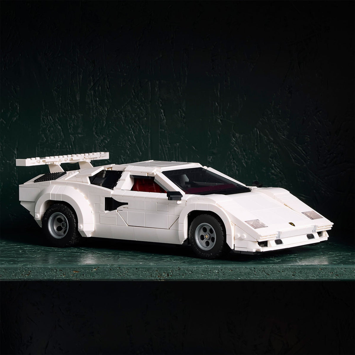 LEGO® Icons Lamborghini Countach 5000 Quattrovalvole