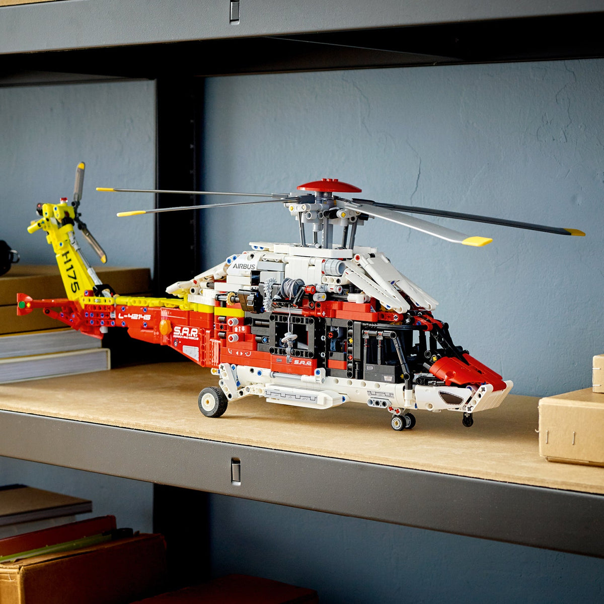 LEGO® Technic Airbus H175 Rescue Helicopter